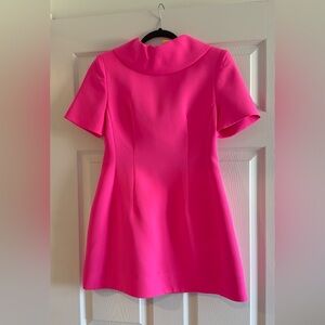 OLIVIA DRESS
Crepe Structured Mini